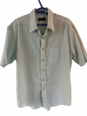 Van Heusen Men's Short Sleeve Seersucker Button-Down Shirt Size L Poly/Cotton